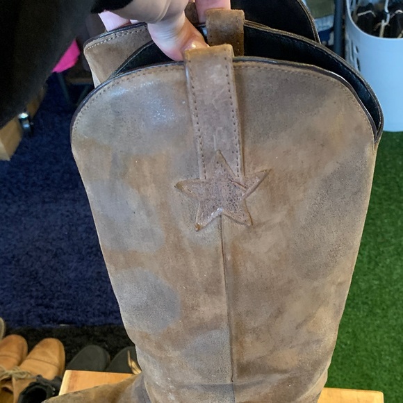 Brown Leather Western Boots with Star detail - Picture 6 of 11